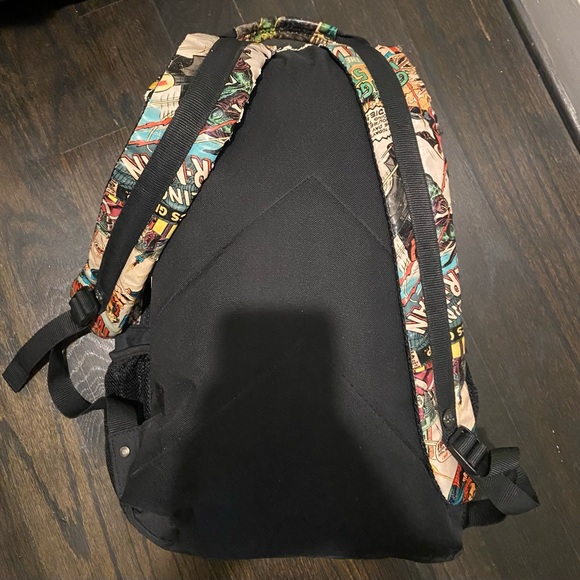 Retro Marvel Comic Book Print Backpack - Picture 3 of 7